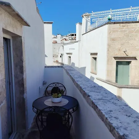 Πανσιόν Lafornara 4*